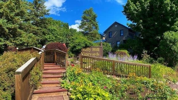 12 Best Outdoor Dining Restaurants in New York State with Stunning Views