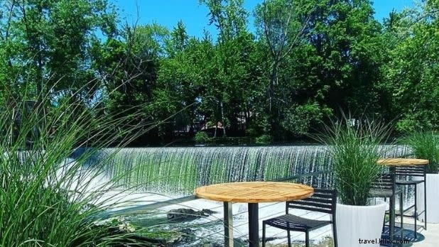 12 Best Outdoor Dining Restaurants in New York State with Stunning Views