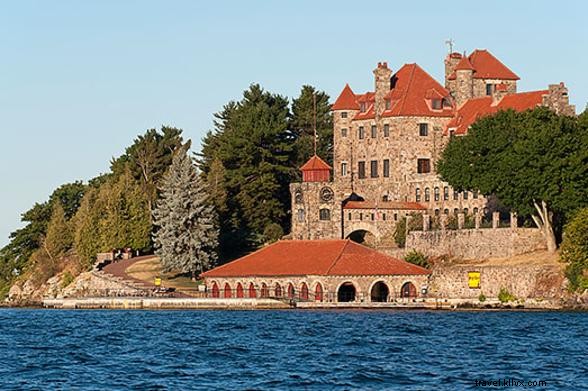 Discover 15 Unique Vacation Rentals in New York State: Cabins, Glamping & Luxury Hideaways