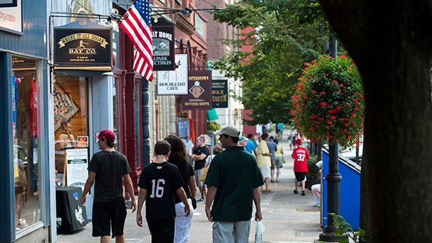 Discover New York s Enchanting Walkable Villages: Waterfront Parks, Boutiques & Historic Charm