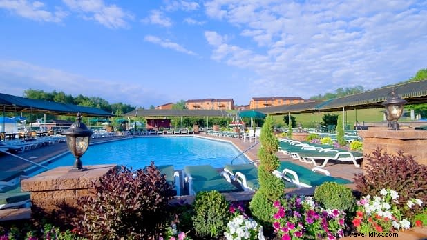 Discover 10 Exceptional All-In-One Resorts in New York State