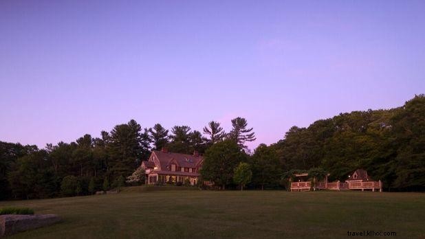 Top Pet-Friendly Getaways in New York State: Vacation with Your Furry Friend