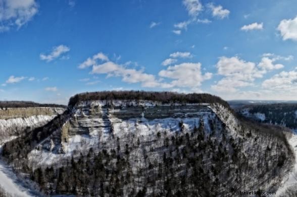 Top 10 Winter Hikes in New York: Stunning Trails & Essential Safety Tips