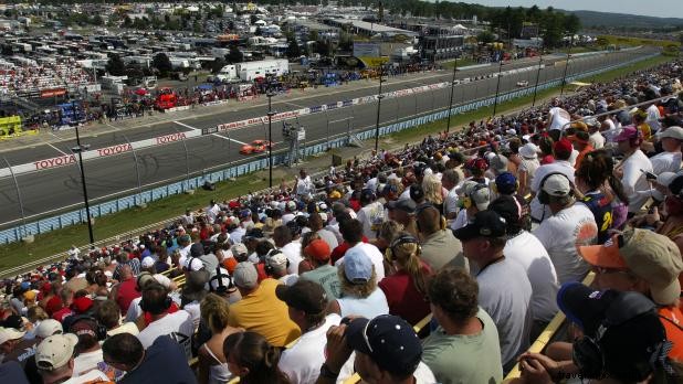 Book 2020 New York State Vacations Now: Secure Spots, Save Money & Create Memories