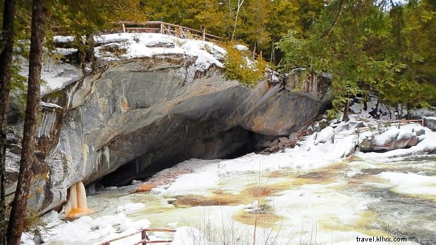 11 Budget-Friendly Winter Family Getaways in New York State