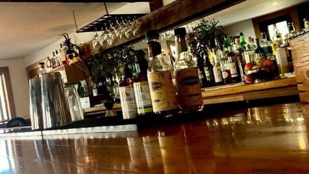 Best Après-Ski Spots in the Adirondacks: Unwind After Skiing