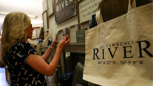 Discover 9 of New York State s Best Main Streets for Unforgettable Shopping