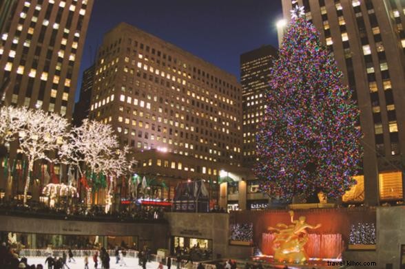 Best Places to See Spectacular Holiday Lights in New York This Season
