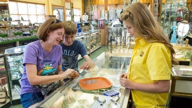 Discover 12 Top DIY Experiences in New York State