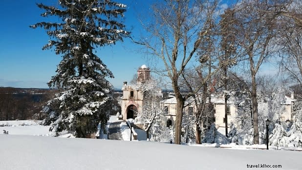 11 Best Winter Getaways in New York: Start Planning Your Escape Today