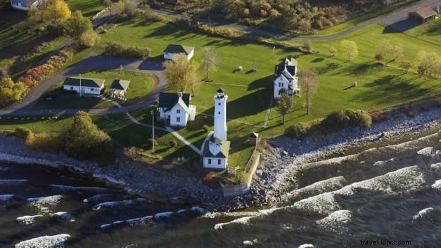 15 Must-Visit Historic Lighthouses in New York State