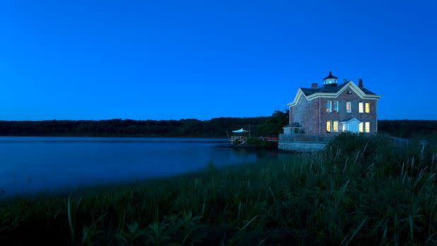 15 Must-Visit Historic Lighthouses in New York State