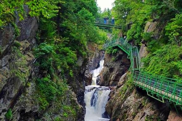 11 Best Weekend Getaways in New York State for a Refreshing Summer Escape