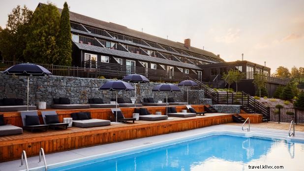 Best Romantic Getaways in New York State for Late Spring & Summer