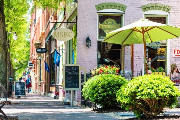 Ultimate 48-Hour Itinerary: Discover Corning, NY & Finger Lakes Charm