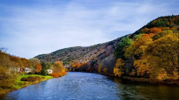 Stunning Fall Foliage Getaways in New York State