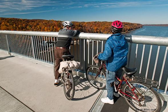 Budget Travel Guide: Explore New York on a Shoestring for Fall Fun