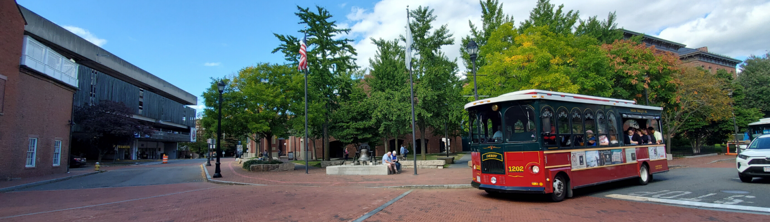 Spring in Salem, MA: Seasonal Reopenings and Outdoor Dining Return