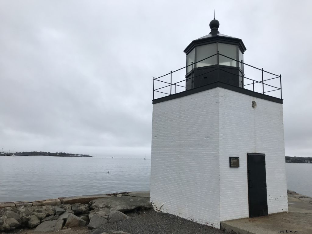 Top 5 Must-See Lighthouses in and Around Salem, Massachusetts
