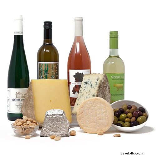 Monthly Subscription Boxes from Salem, MA: Support Local Businesses Delivered to Your Door