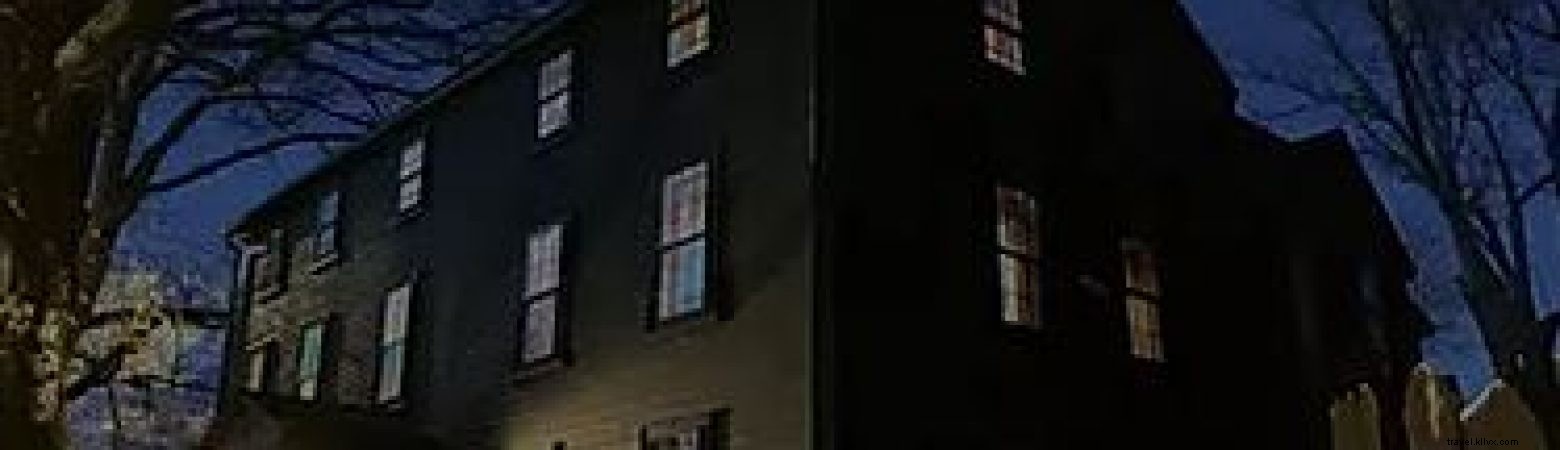 Discover Daniels House: America s Oldest Bed & Breakfast, Built in 1667