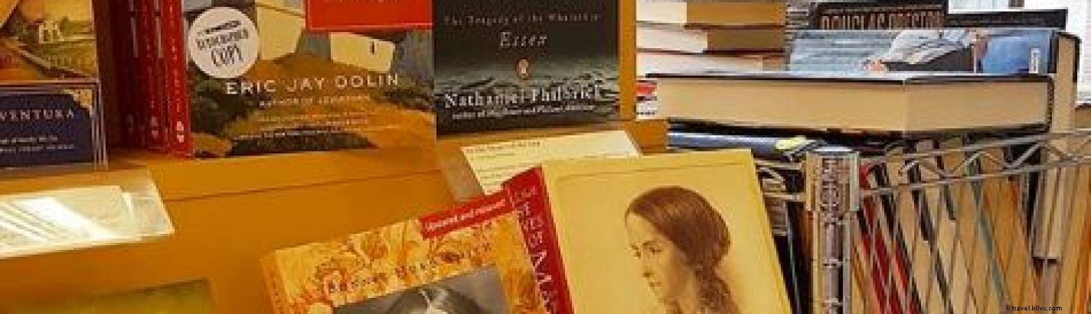 Literary Salem: Discover the Town s Inspiring Authors and History