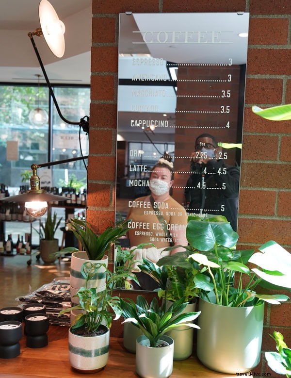 Discover Seattle s Hidden Gems: Insider Tips from Travel Blogger Antonio Smith