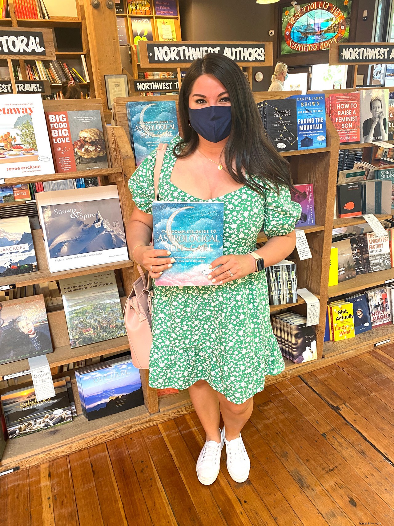 Discover Seattle s Hidden Gems: Insider Tips from Fashion Expert @sydlovesfashion