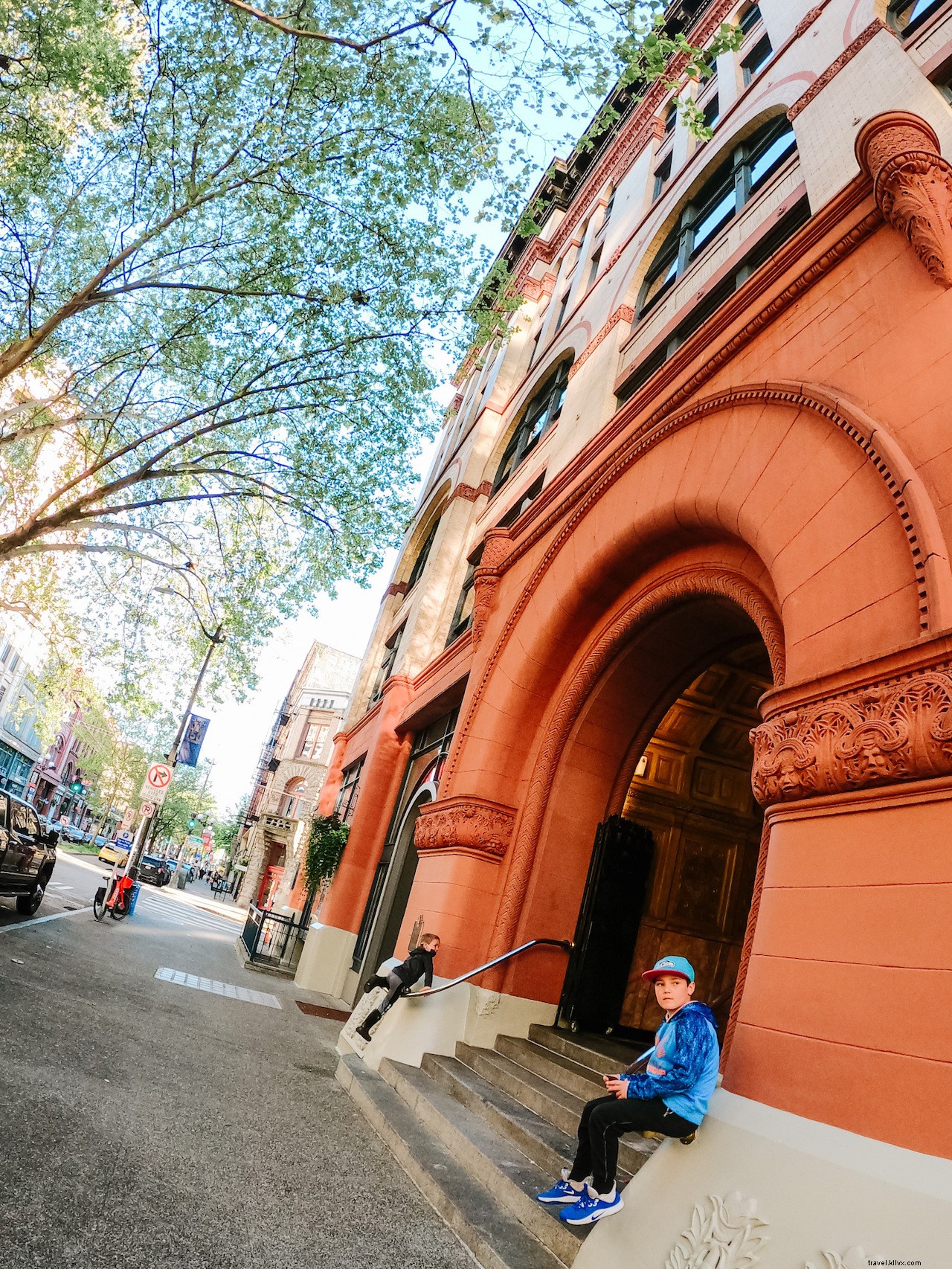 Seattle Weekend Family Adventure: Pioneer Square & Waterfront with Kids