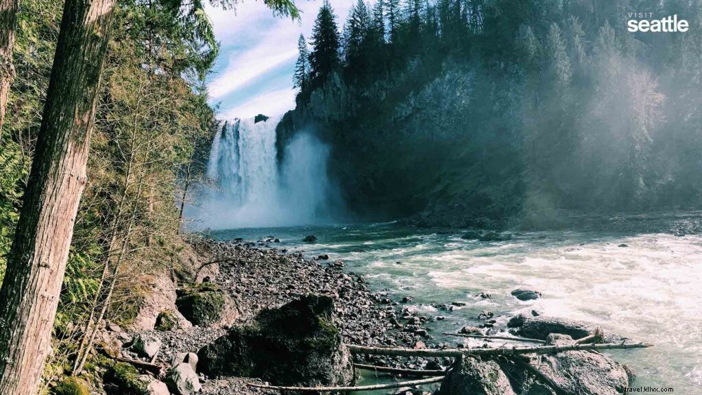 Stunning Seattle Zoom Backgrounds – Free High-Quality Downloads