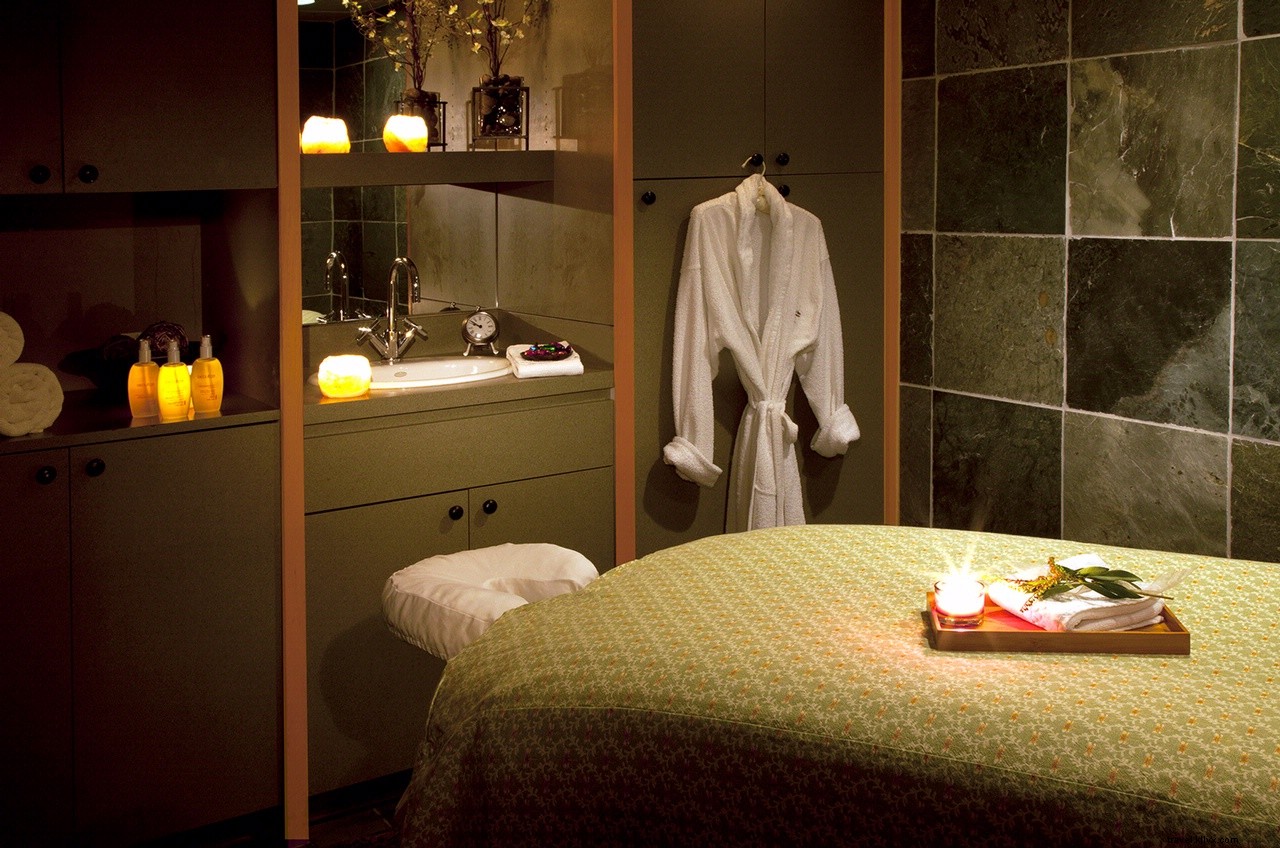 Holiday Parent Timeout Getaway: Recharge at Willows Lodge, Woodinville, WA