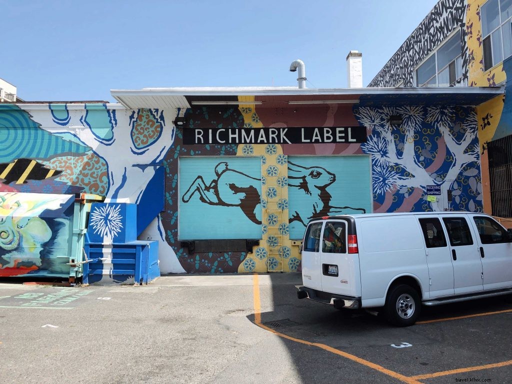 Discover Seattle s Vibrant Murals and Iconic Public Art