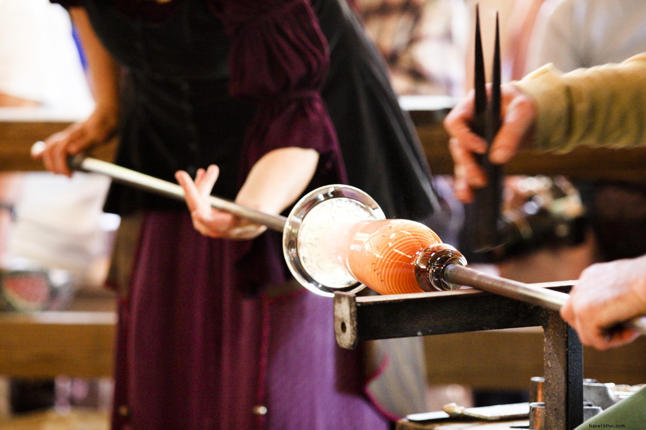 Experience Seattle Through All Your Senses: The Ultimate Sensory Guide to the Emerald City