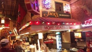 Project Time Off: Discover Nashville Flying Alaska Airlines