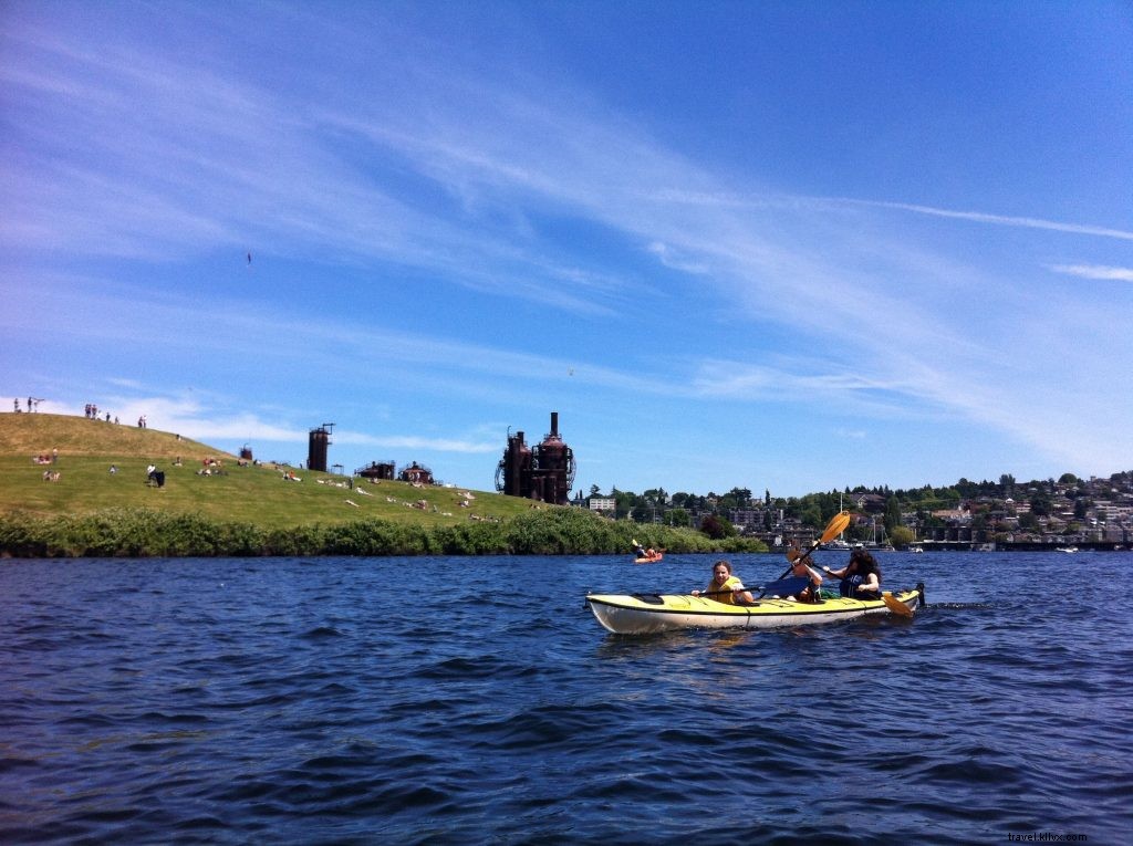 Ultimate Guide to Kayaking on Seattle s Lake Union: Rentals, Routes & Tips