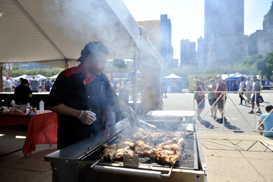 Taste of Chicago: World s Largest Free Outdoor Food Festival in Grant Park