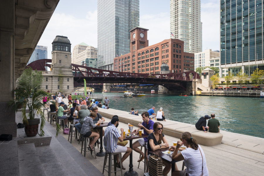 Best Chicago Riverwalk Restaurants & Bars: Scenic Waterfront Dining Guide