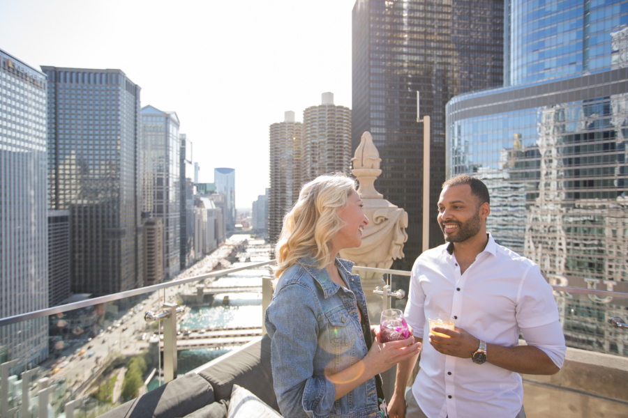 Best Chicago Rooftop Bars & Restaurants: Stunning Views & Year-Round Vibes