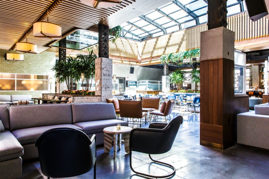 Best Chicago Rooftop Bars & Restaurants: Stunning Views & Year-Round Vibes