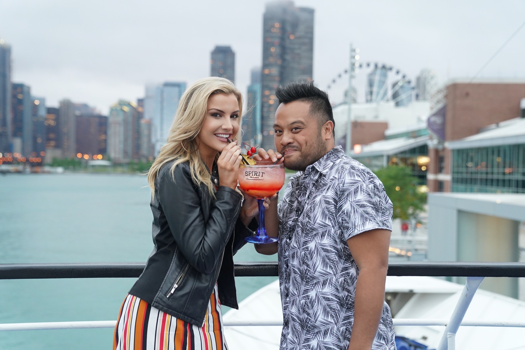 Chicago Dinner Cruises: Stunning Skyline Views & Gourmet Dining Experiences