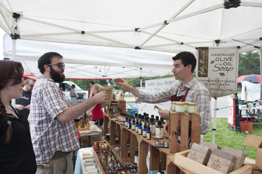 Discover Chicago s Farmers Markets: Fresh Local Produce & Community Vibes