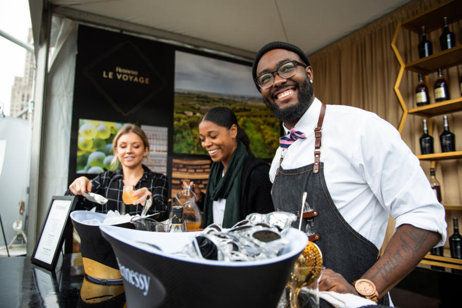 Chicago Gourmet 2022: Savor Premier Tastings, Chef Dinners & Burgers at Millennium Park | Sept 23-25