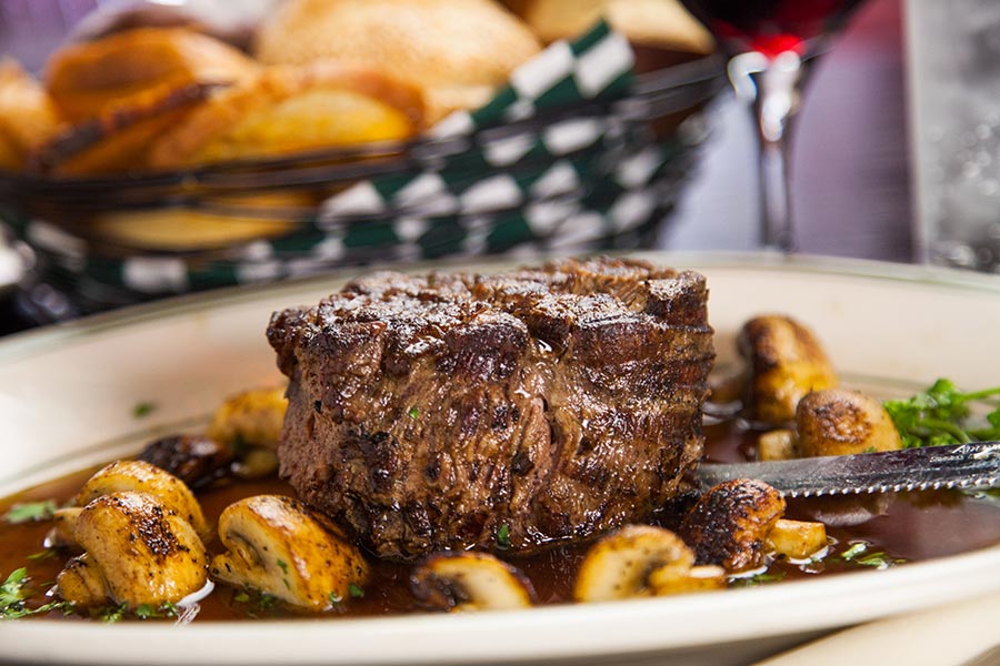 Historic Restaurants in Chicago s Loop: Timeless Dining Legends