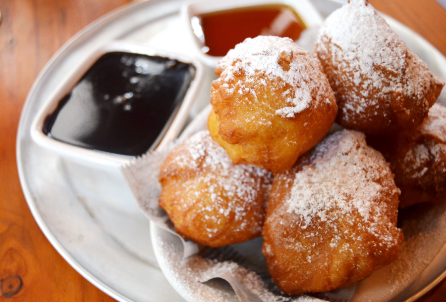 Best Classic Chicago Restaurants: Essential Eats for Food Lovers