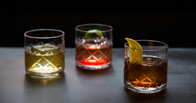 Top 6 Chicago Cocktail Bars: Must-Try Drinks and Hidden Gems