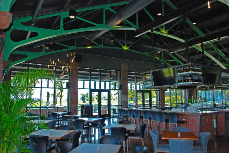 Best Waterfront Restaurants in Chicago: Lakeside Dining with Stunning Views