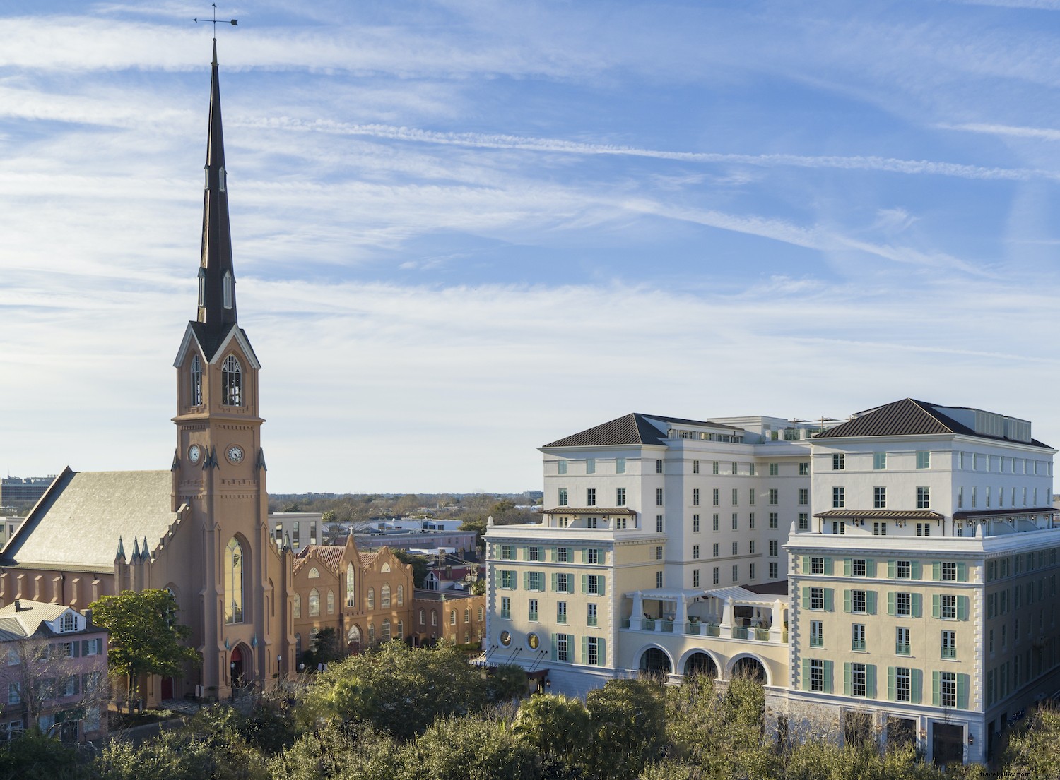17 Best Charleston Hotels for Breathtaking Sunrise & Sunset Views