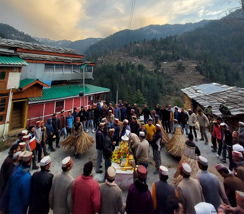 Ultimate Sajla Waterfall Guide: Trekking Tips & Hidden Beauty Near Manali