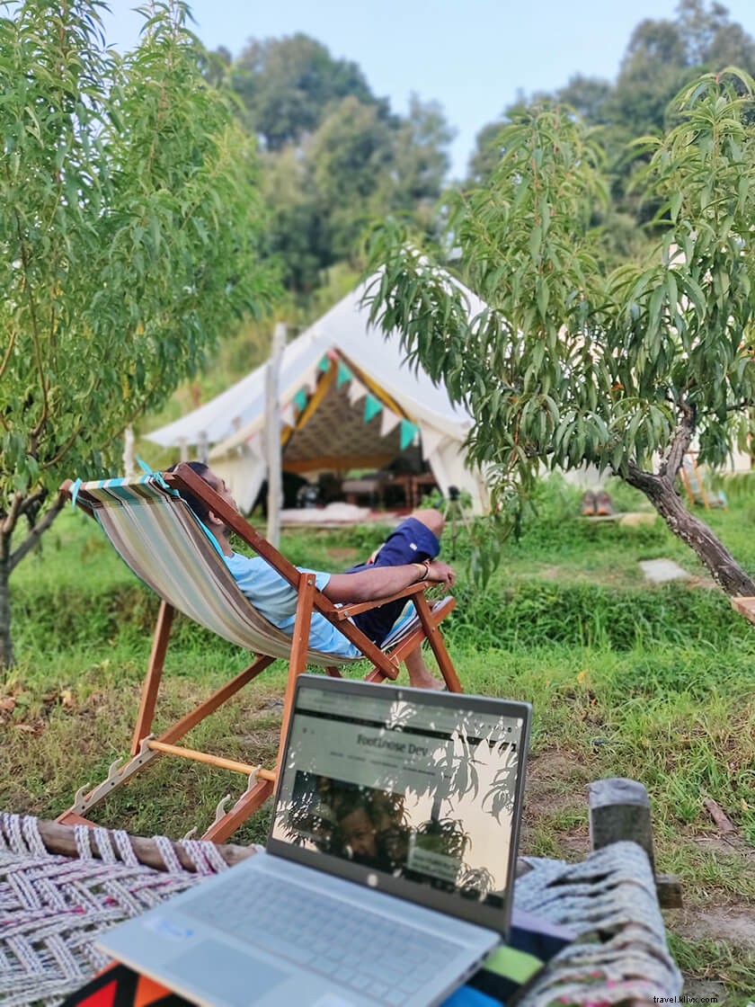 Proven Strategies for Expats to Overcome Homesickness Abroad