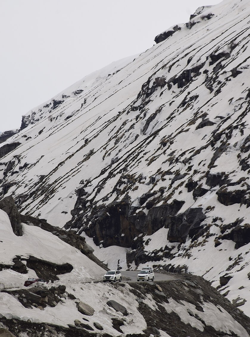 Manali to Atal Tunnel: Ultimate Guide with Best Itinerary & Lahaul Valley Tips